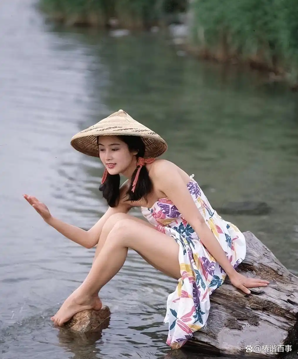 杨超越面相富贵命_景甜人间富贵花气质_旺夫面相的女明星